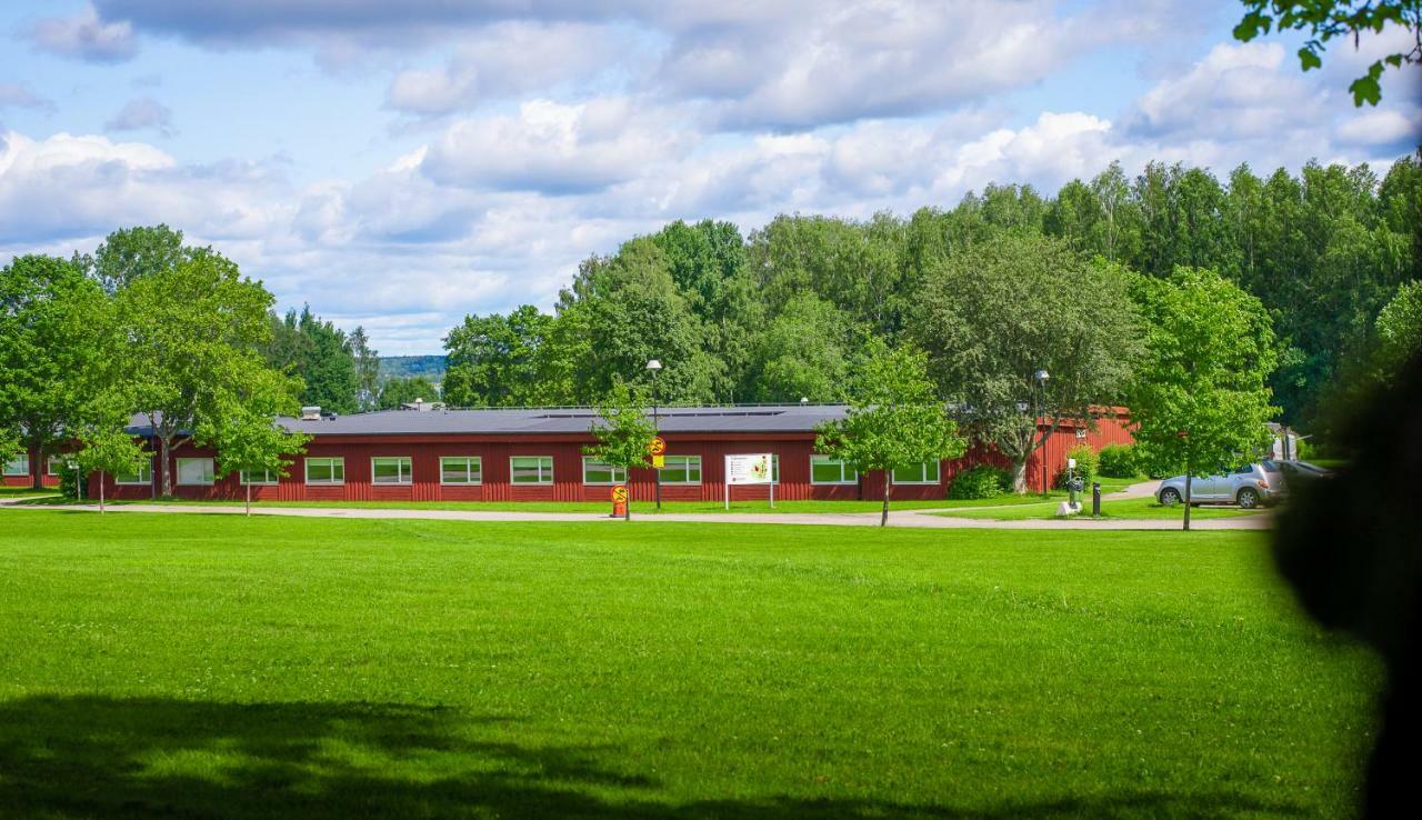 Karlskoga Folkhoegskola Vandrarhem Udden Hotel Exterior photo