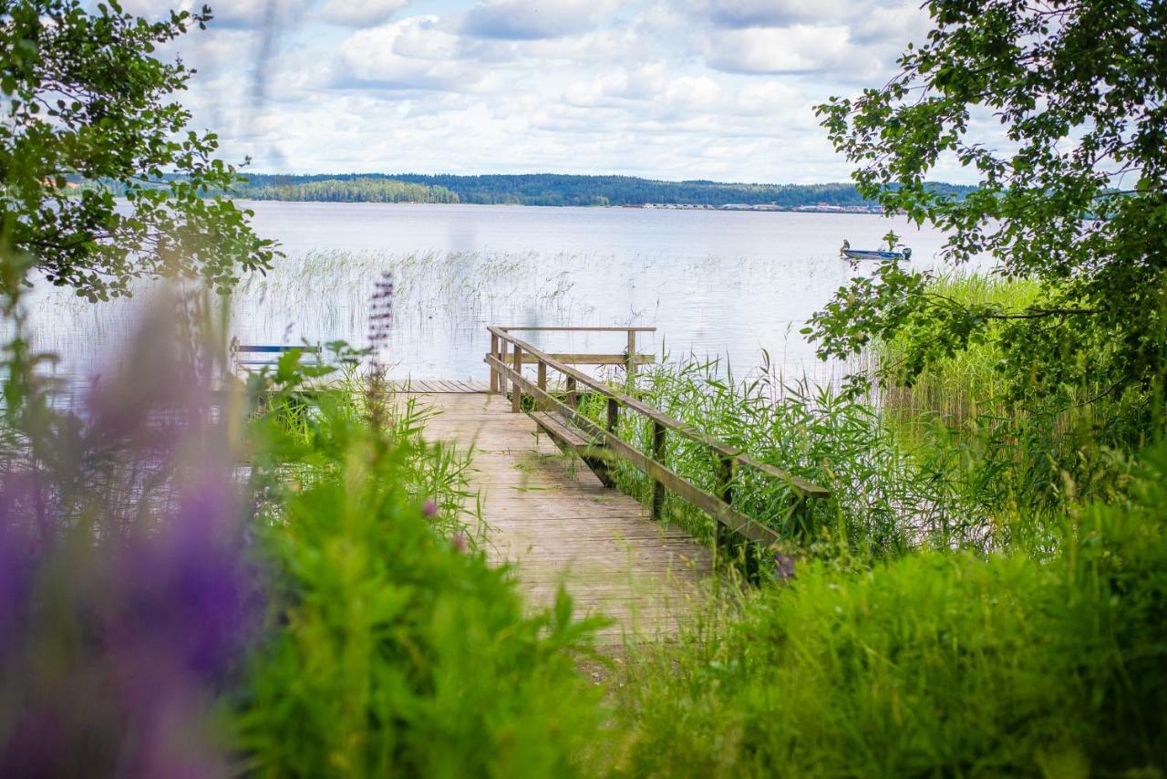 Karlskoga Folkhoegskola Vandrarhem Udden Hotel Exterior photo