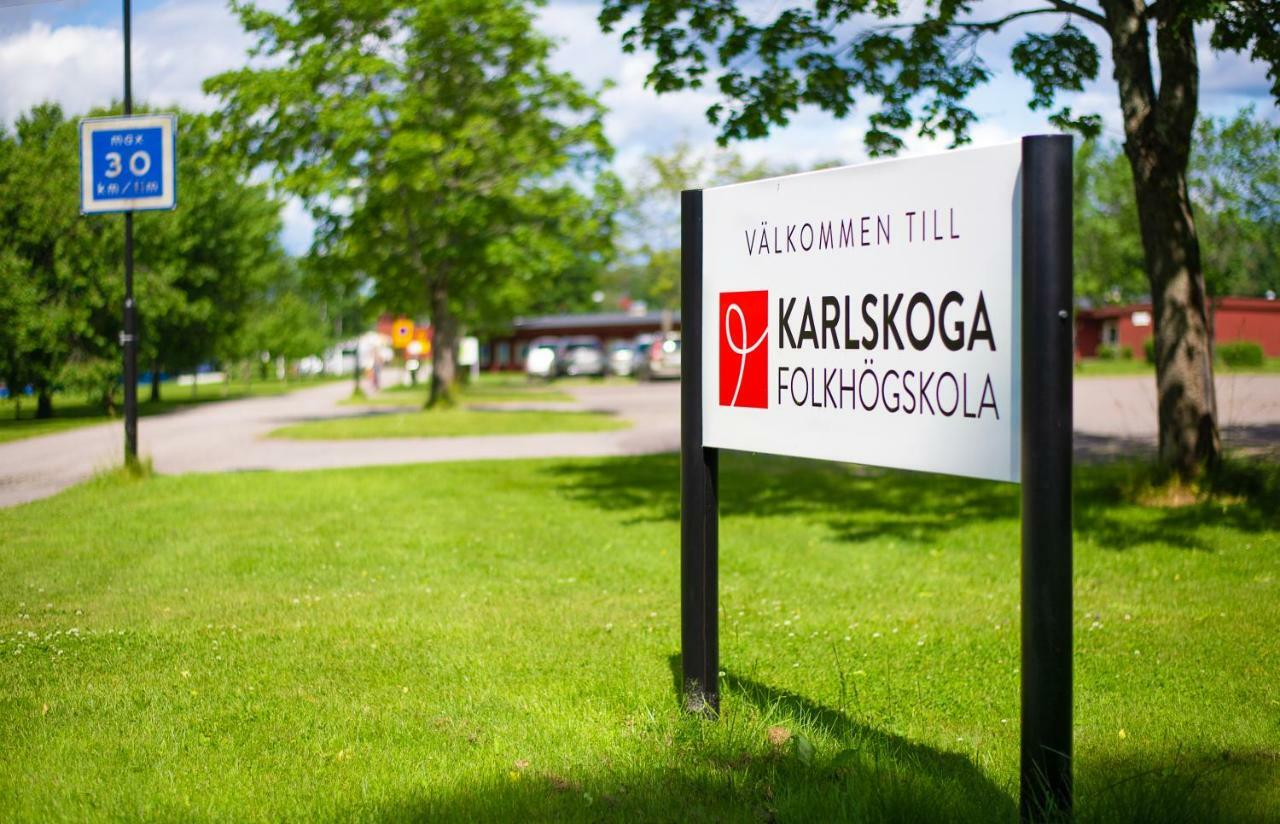 Karlskoga Folkhoegskola Vandrarhem Udden Hotel Exterior photo